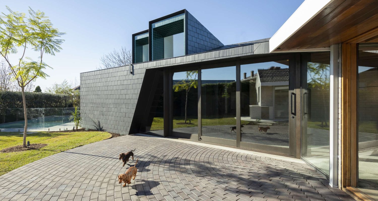 architectural-house-exterior-7HVDWWS.jpg